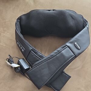 Invospa Shiatsu Massager With Heat